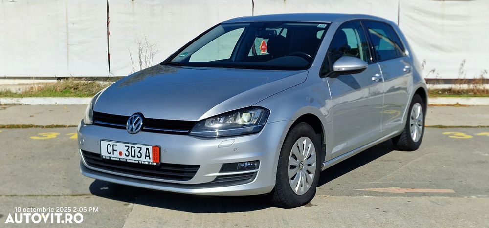 Volkswagen Golf 1.6 TDI BlueMotion Technology DPF Highline - 4