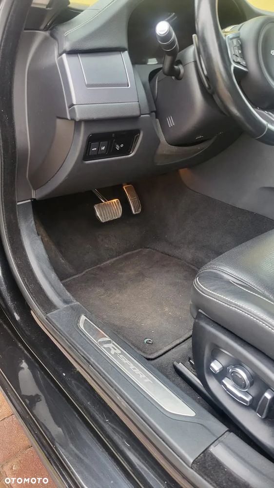 Jaguar XF 20d R-Sport - 11