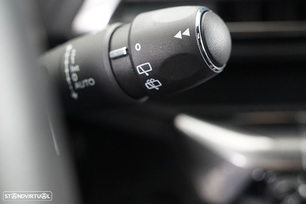 Peugeot 3008 1.2 Hybrid Allure Pack e-DCS6 - 17