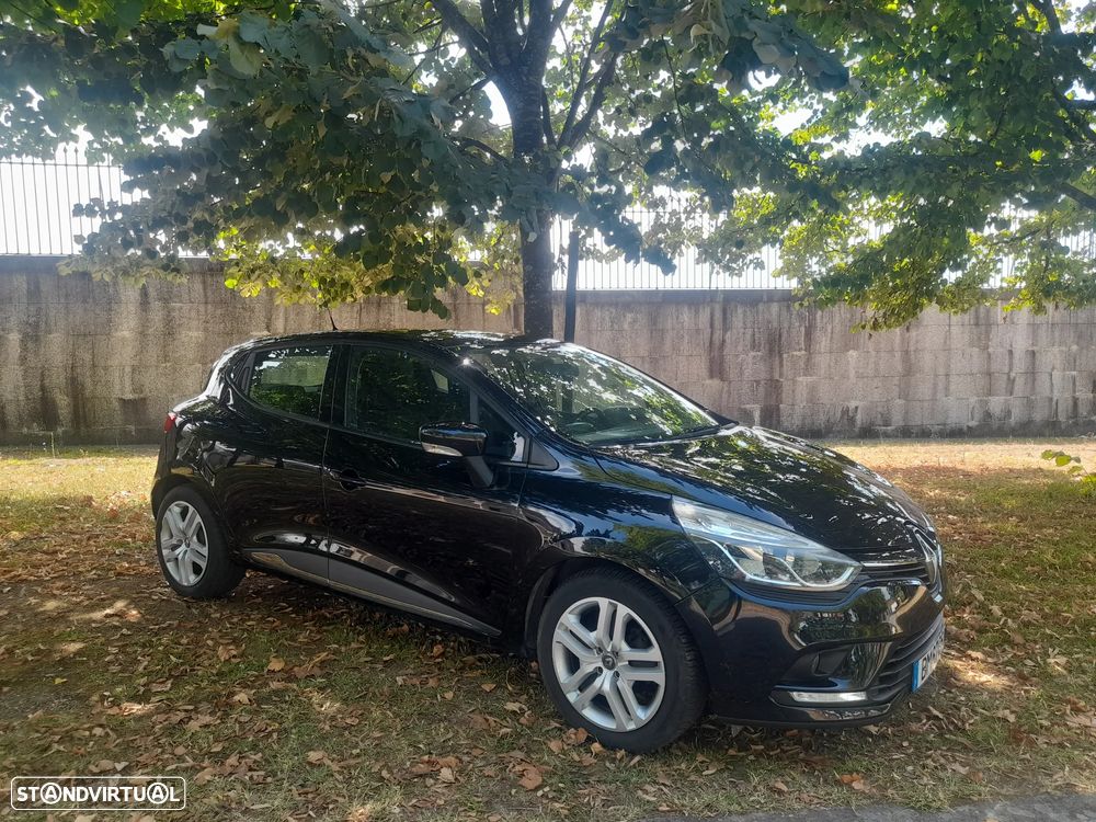 Renault Clio 1.5 Blue dCi Limited - 8