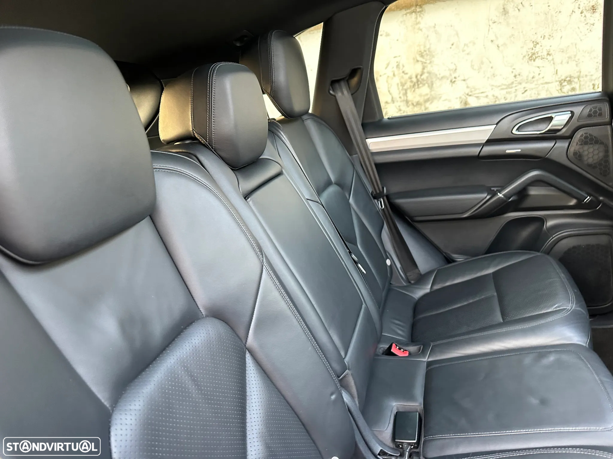 Porsche Cayenne S Hybrid - 29
