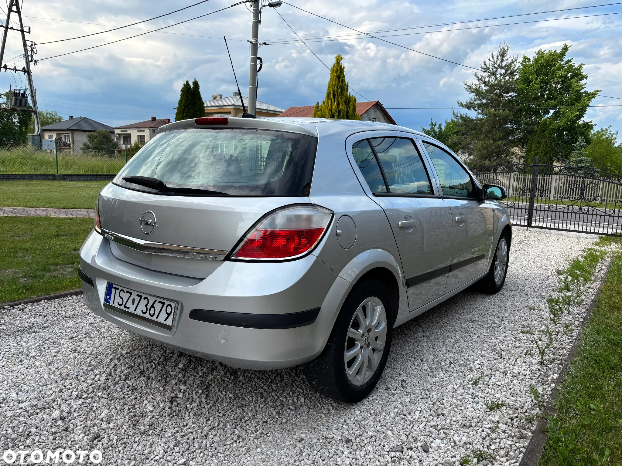 Opel Astra III 1.6 Cosmo - 4