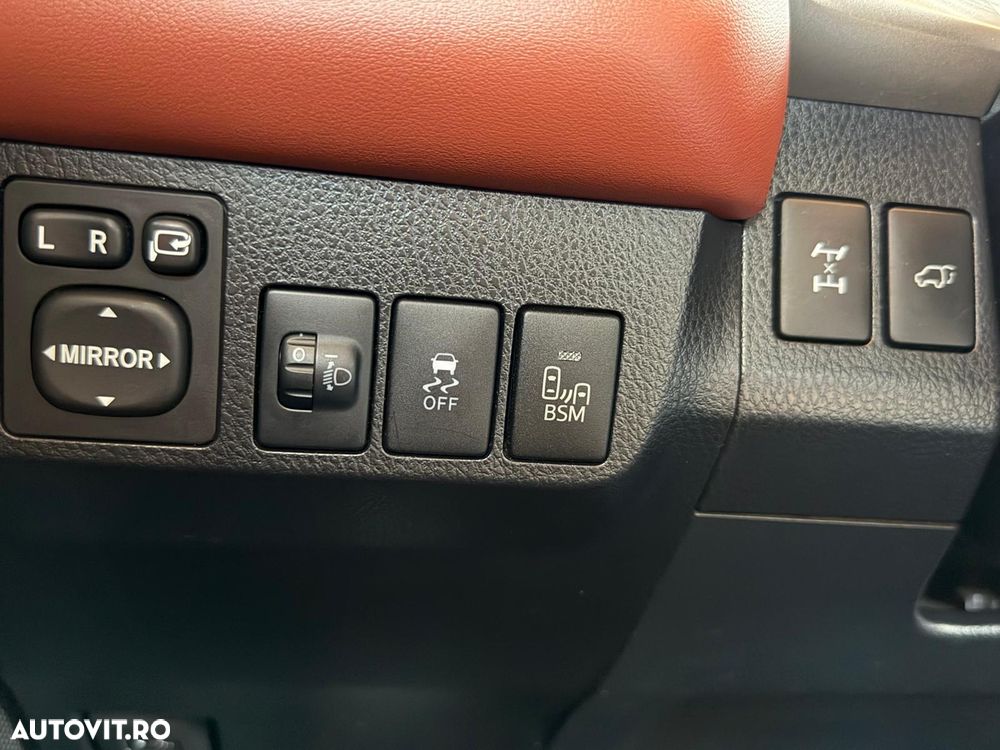 Toyota RAV4 2.0 D-4D 4x4 Executive - 12