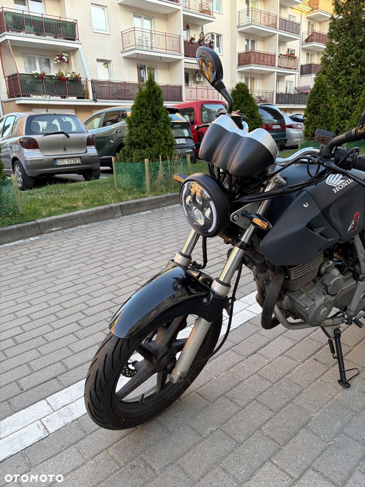 Honda CBF - 3