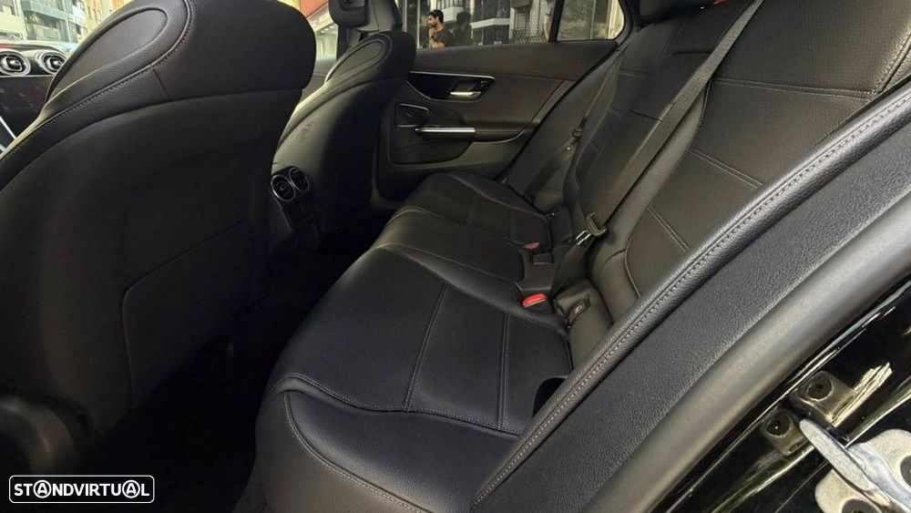 Mercedes-Benz C 300 e AMG Line - 10