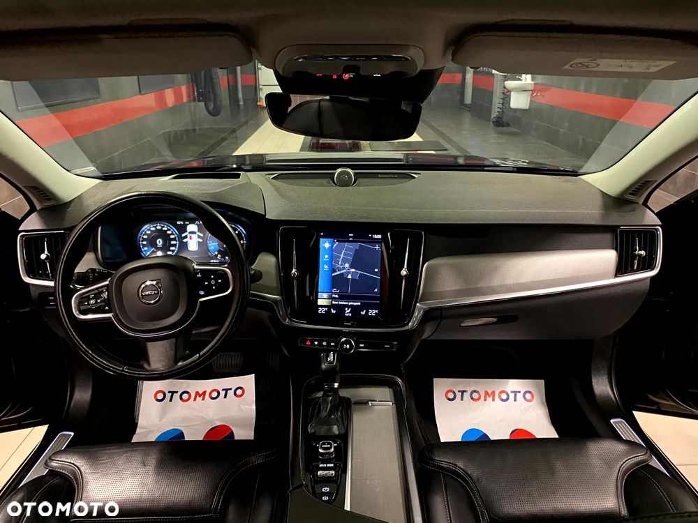 Volvo S90 D5 AWD Momentum - 20