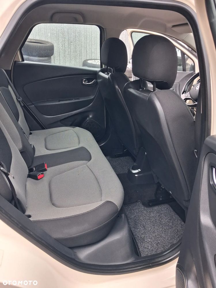 Renault Captur - 15