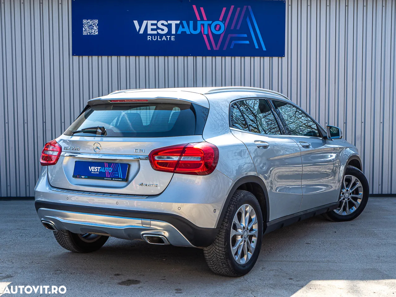 Mercedes-Benz GLA 220 CDI 4Matic 7G-DCT - 3