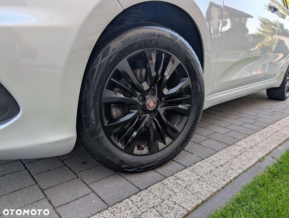Fiat Tipo - 25
