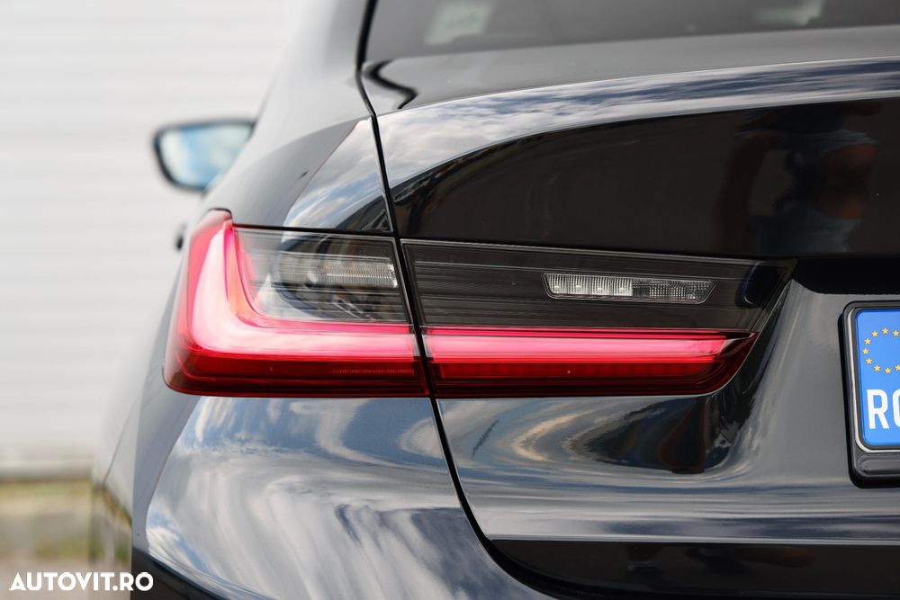BMW Seria 3 330e xDrive AT PHEV - 13