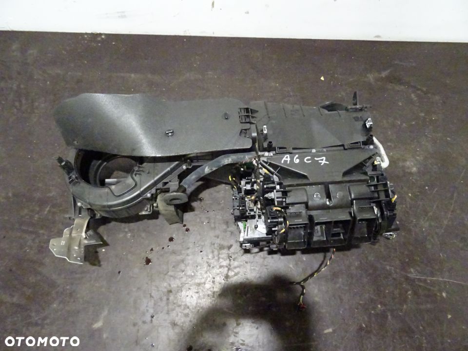 AUDI A6 C7 LIFT 14-18 3.0 TDI NAGRZEWNICA 4G1820005L - 1
