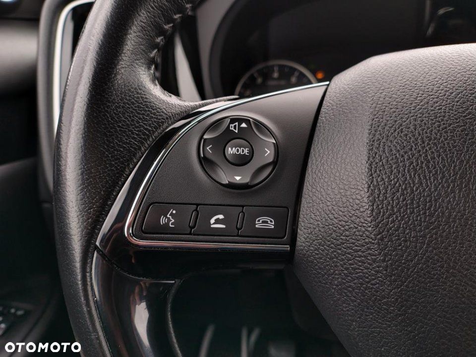 Mitsubishi Outlander - 14