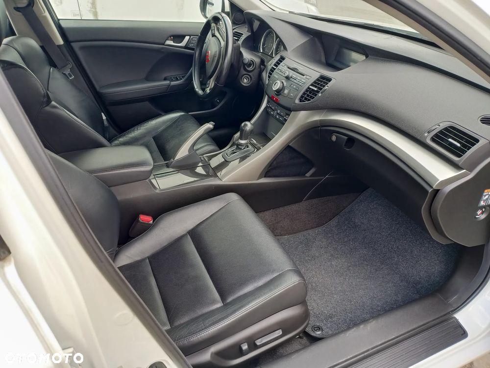 Honda Accord 2.4 Executive - 15