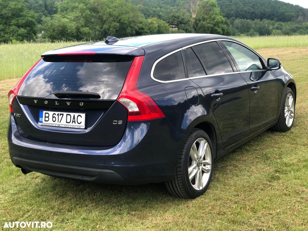 Volvo V60 D3 Summum - 5