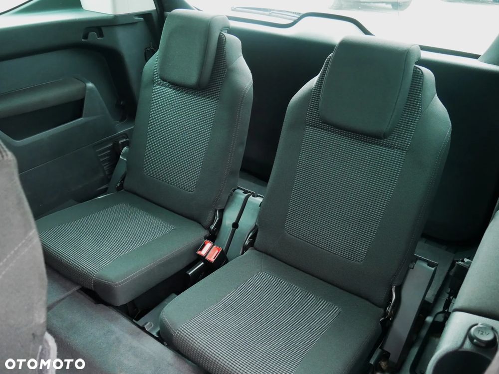 Peugeot 5008 1.6 HDi Premium - 26
