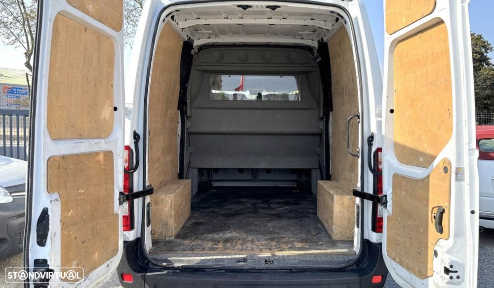Renault Master L2H2 2.3 dCi 135cv – 7 Lugares – c/ IVA Dedutível - 11