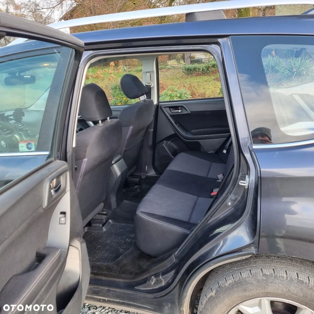 Subaru Forester 2.0D Exclusive Lineartronic EU6 - 17