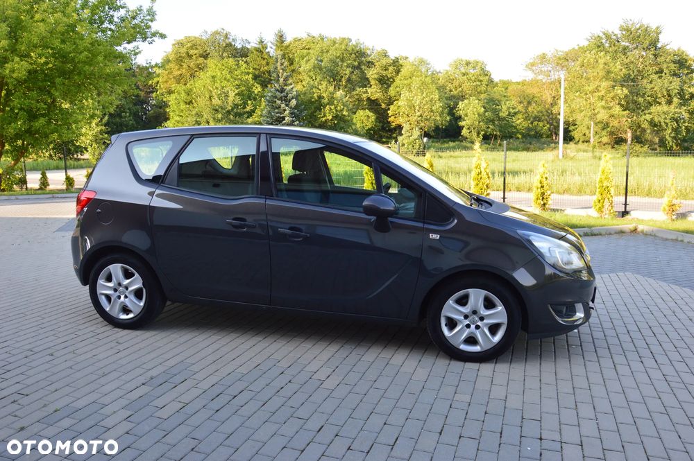 Opel Meriva - 9