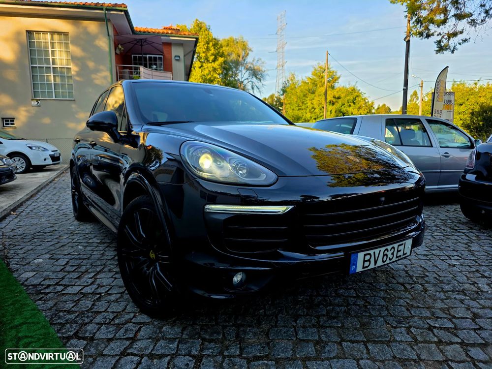 Porsche Cayenne S - 2