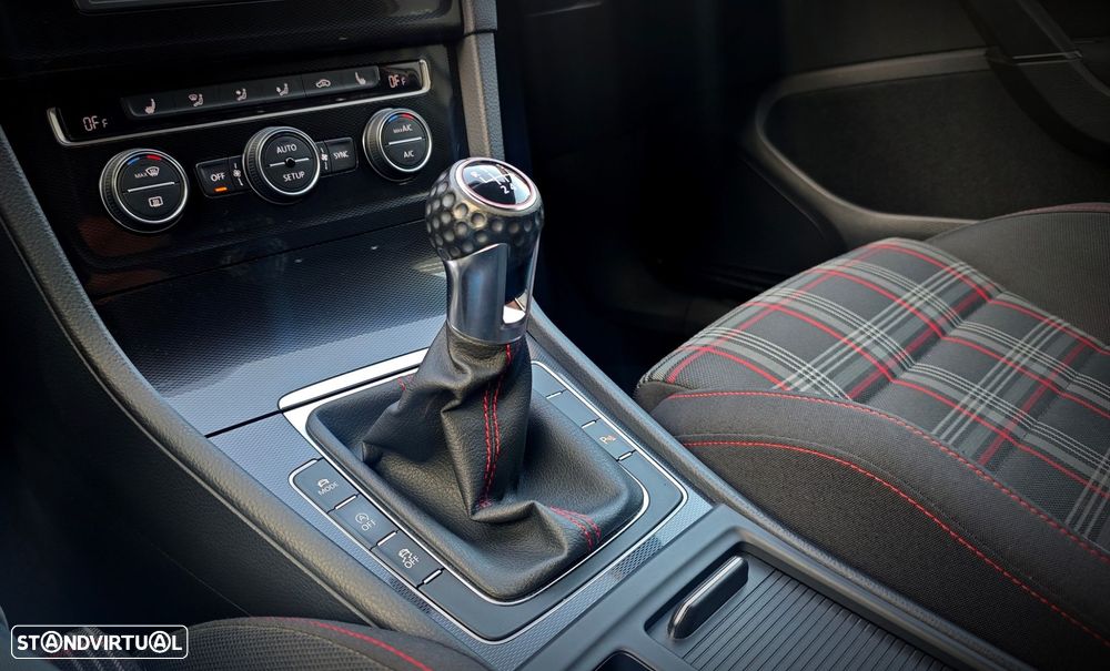 VW Golf 2.0 TSi GTi - 30