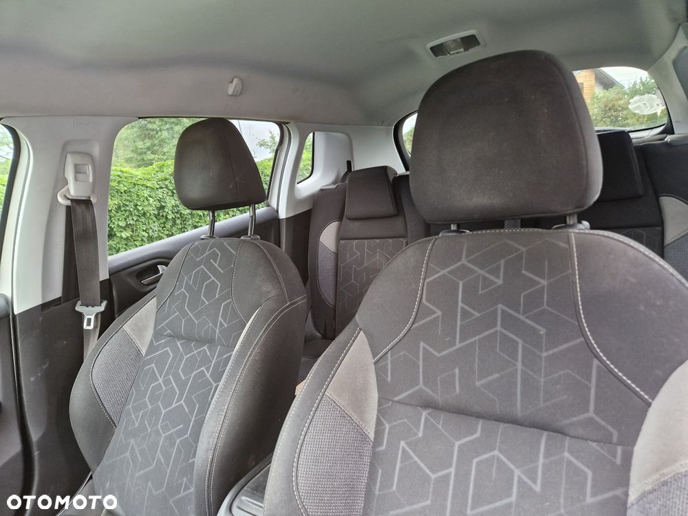Peugeot 2008 - 18