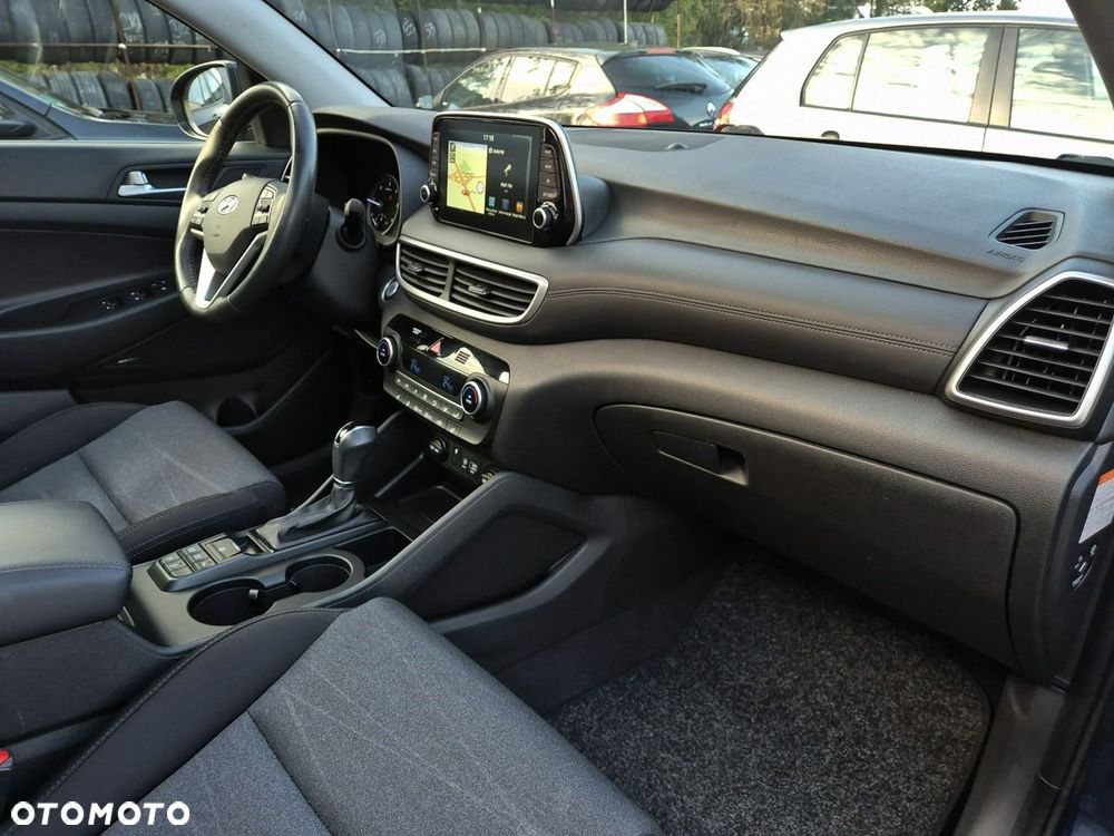 Hyundai Tucson 2.0 CRDI 4WD Automatik Premium - 28