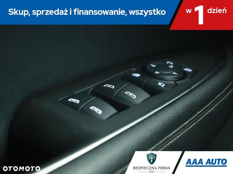 Opel Insignia - 18