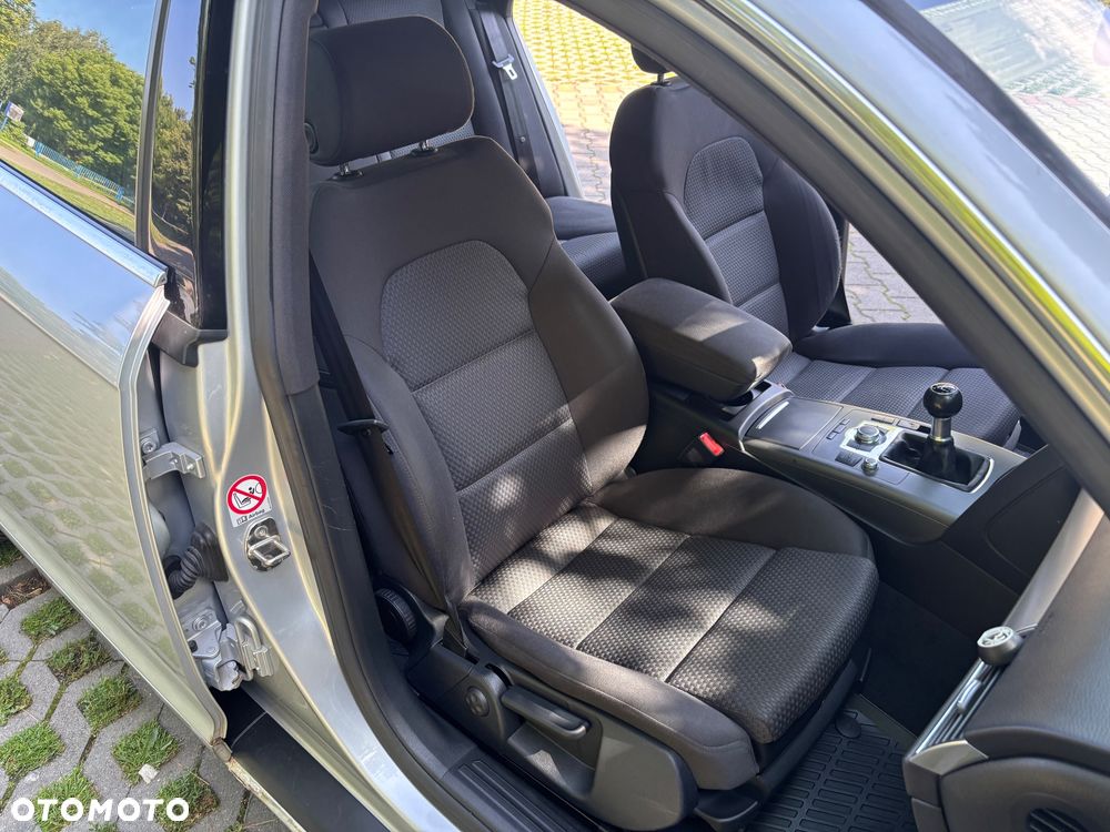 Audi A6 Avant - 11