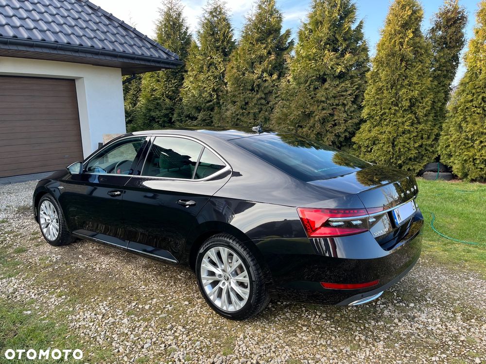 Skoda Superb 2.0 TDI SCR 4x4 L&K DSG - 8