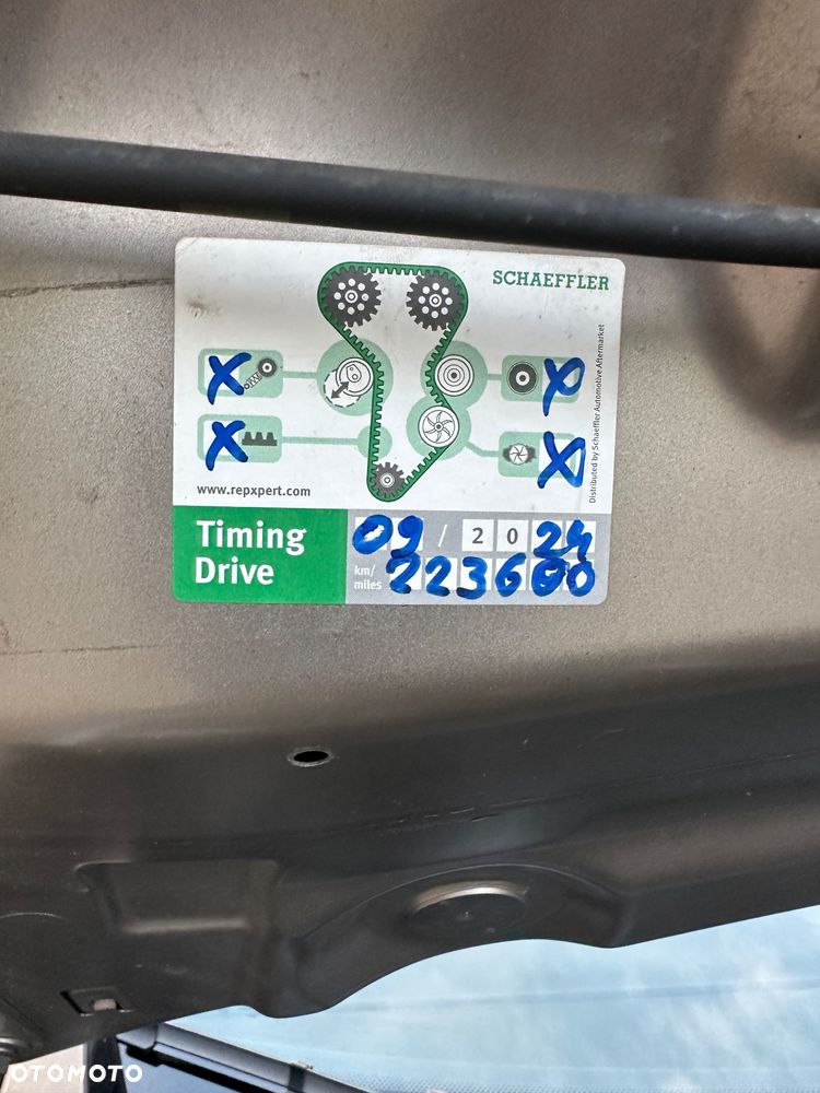 Renault Fluence - 30