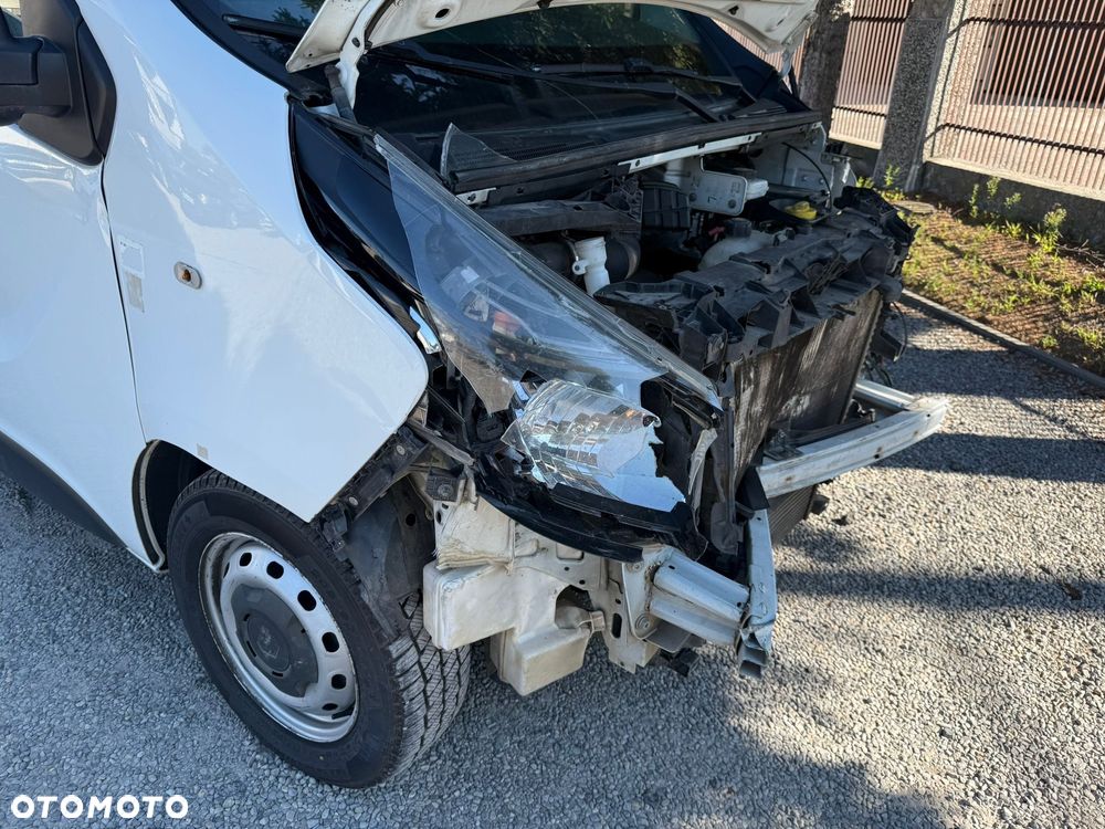Renault Trafic - 32