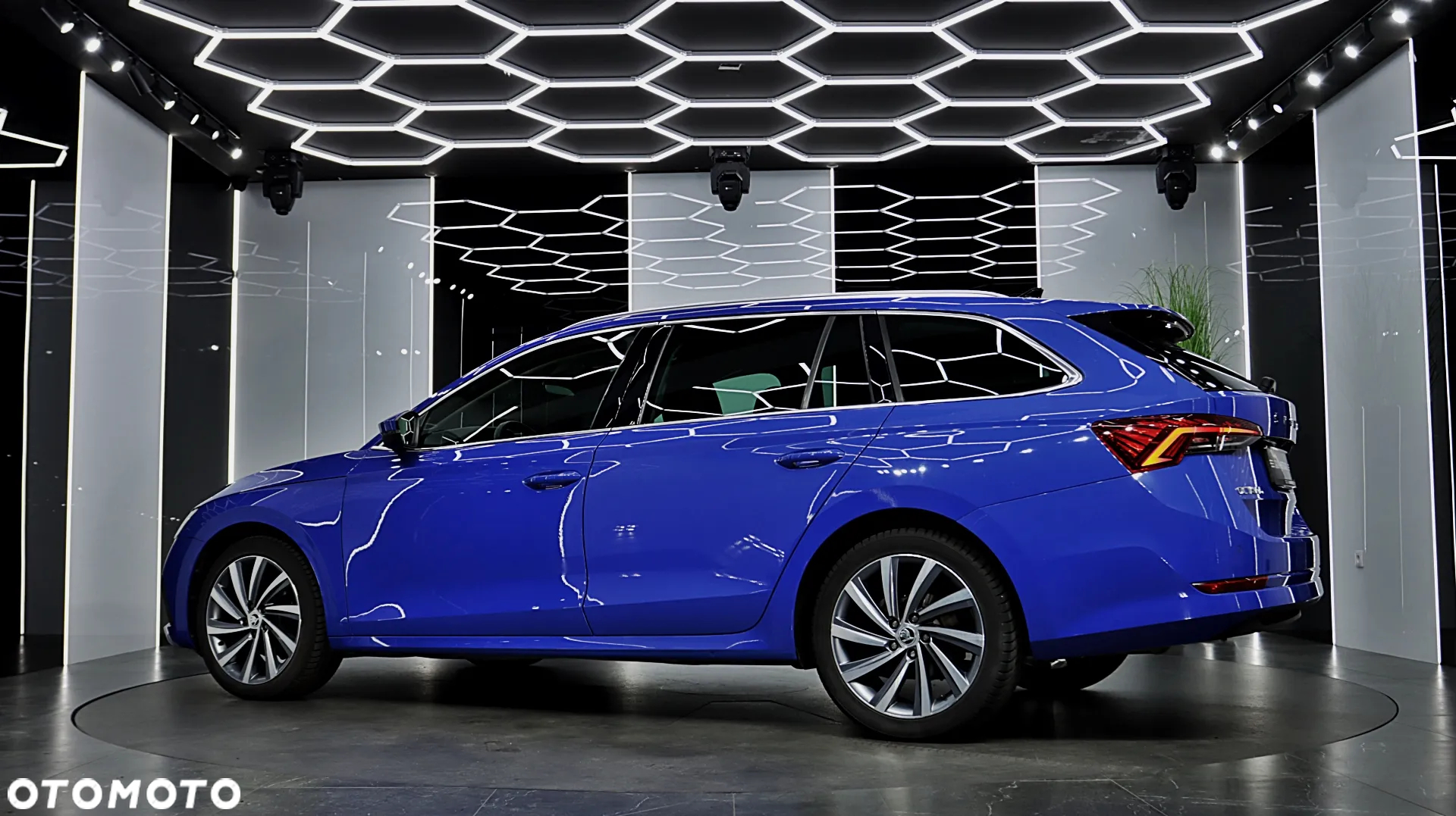 Skoda Octavia 1.5 TSI ACT Style DSG - 5