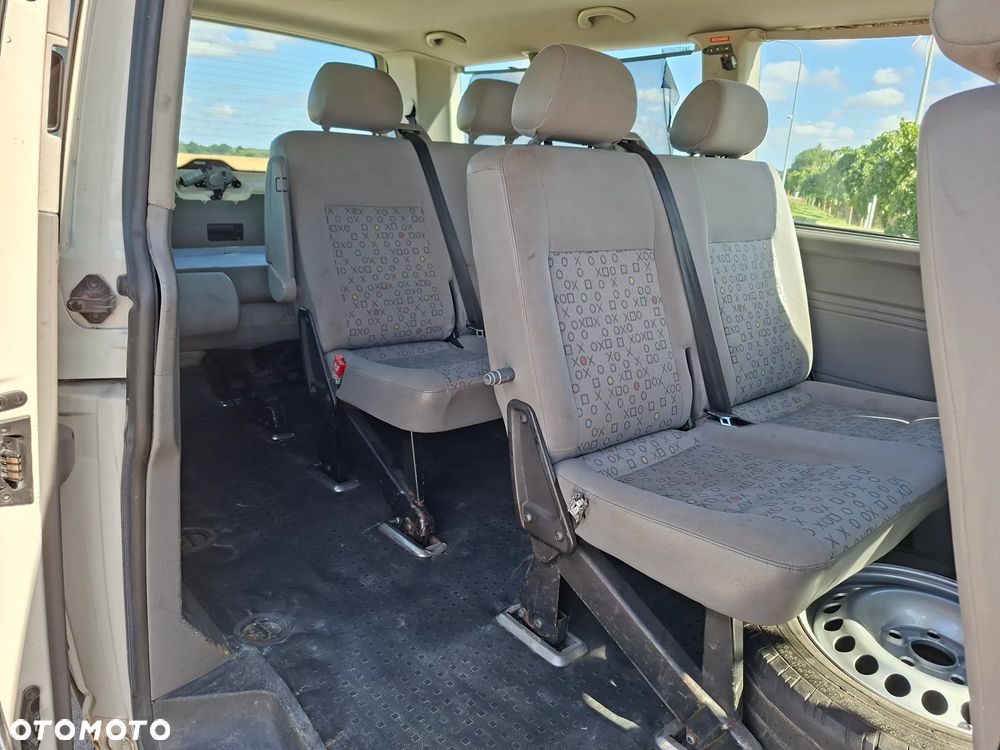 Volkswagen Caravelle L1 - 10