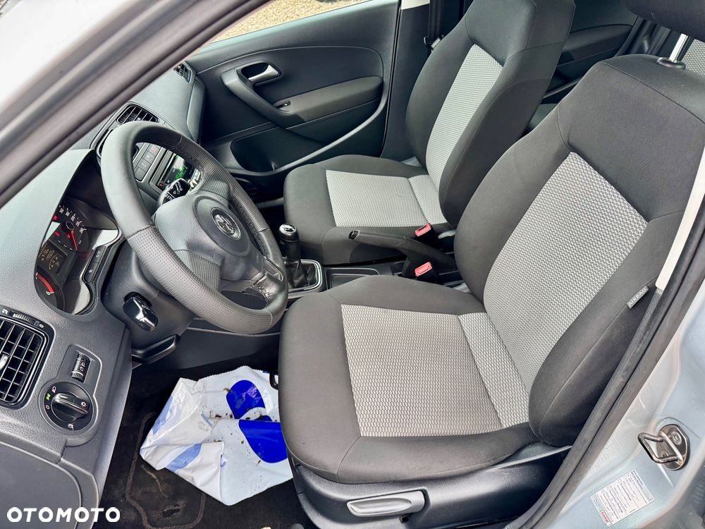 Volkswagen Polo - 4