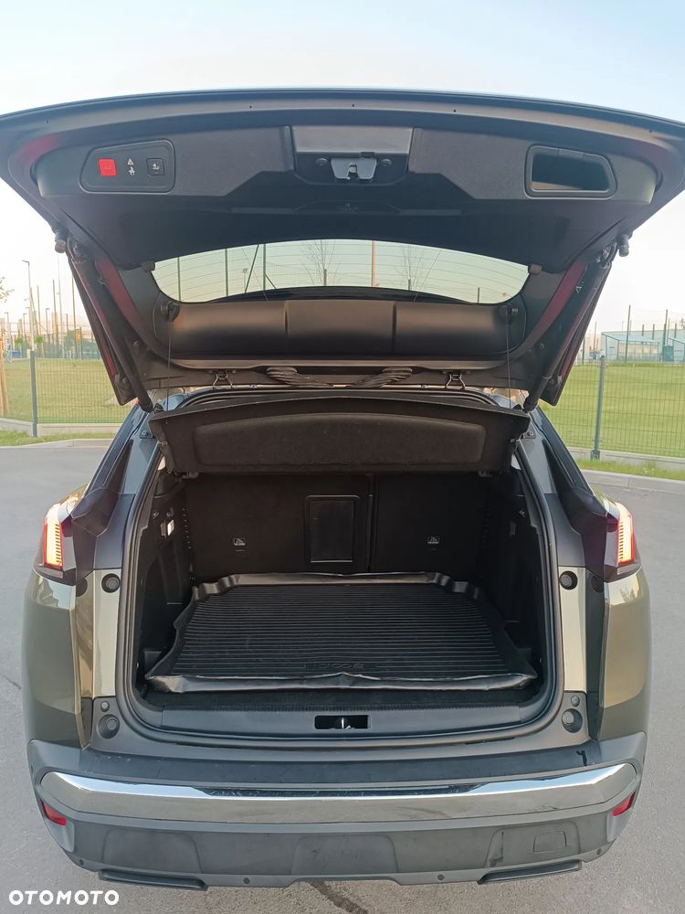 Peugeot 3008 1.6 BlueHDi Allure S&S EAT6 - 12