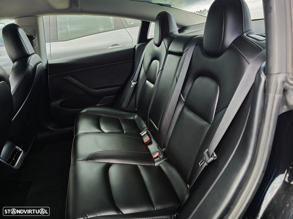 Tesla Model 3 Long Range Tração Integral - 18