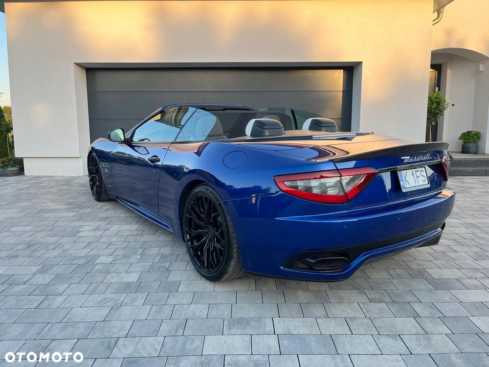 Maserati GranCabrio - 20