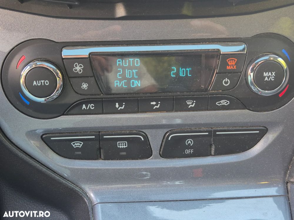 Ford Focus 1.6 Ecoboost Start Stop Titanium - 17