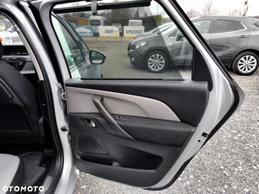 Citroën C4 Picasso BlueHDi 120 Exclusive - 18