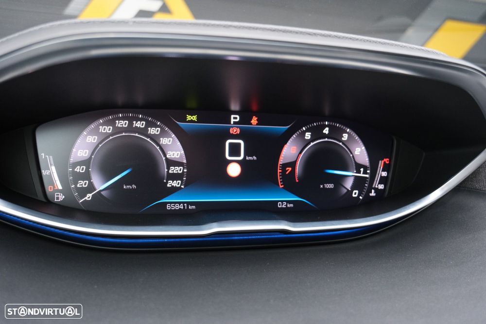 Peugeot 3008 1.2 PureTech Allure Pack EAT8 - 15