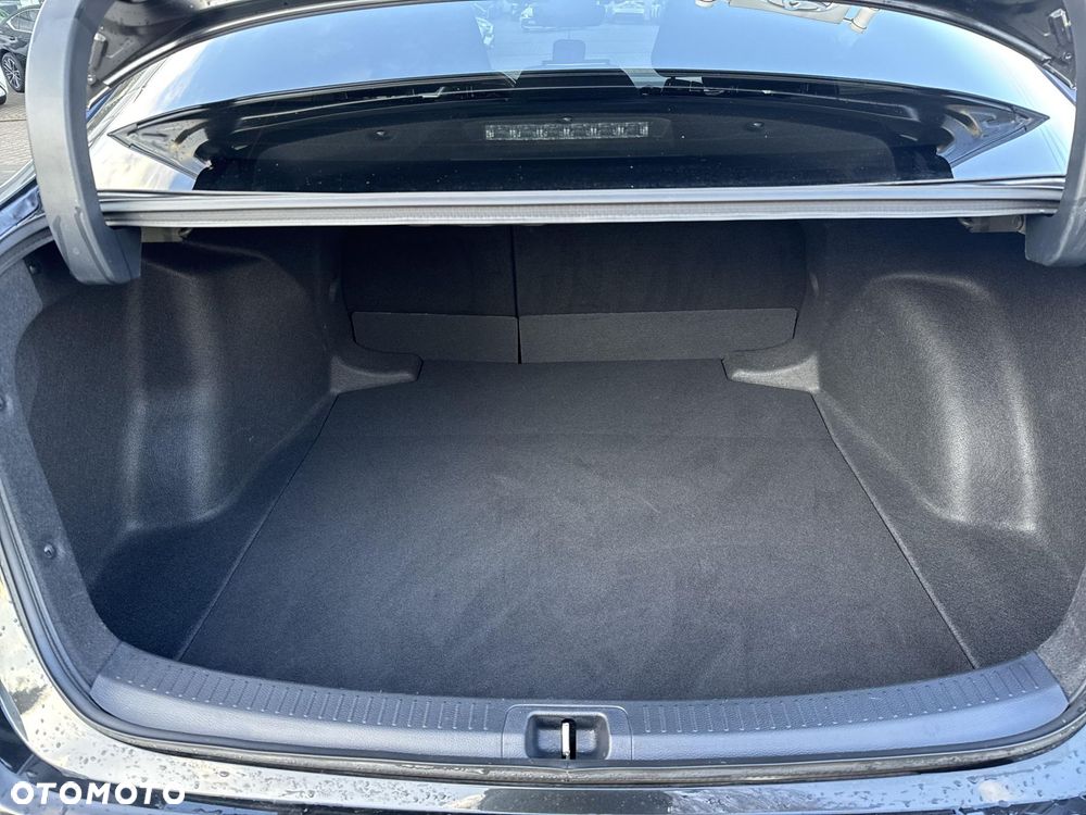 Toyota Corolla 1.8 Hybrid Style - 13