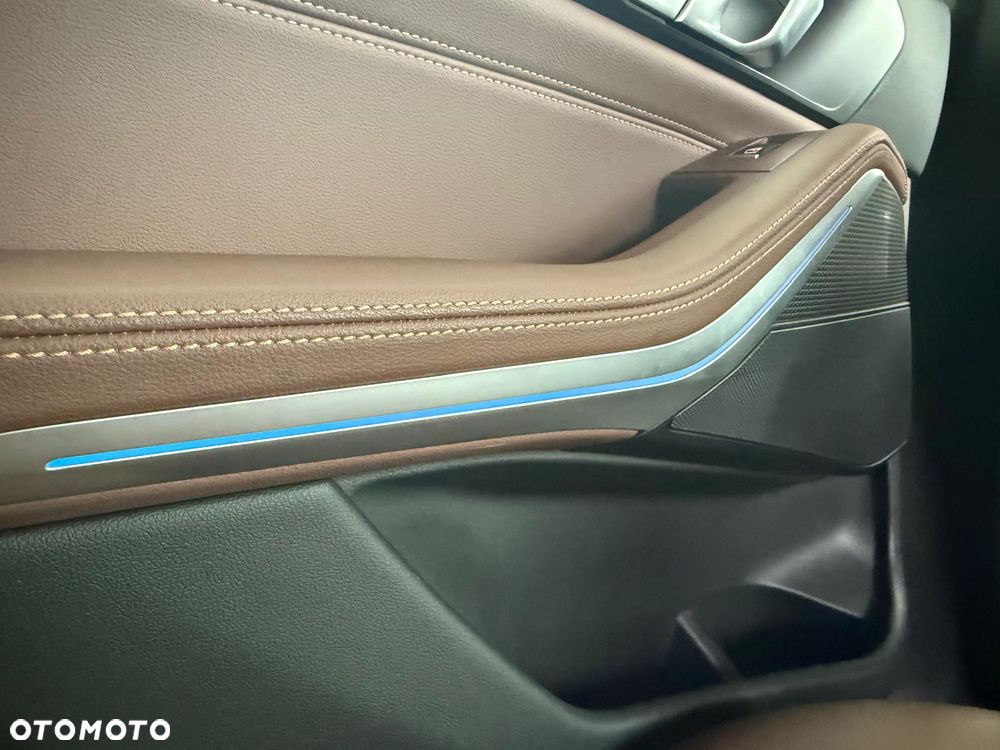 BMW X5 xDrive45e - 23