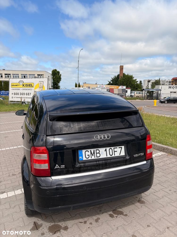 Audi A2 1.6 - 14