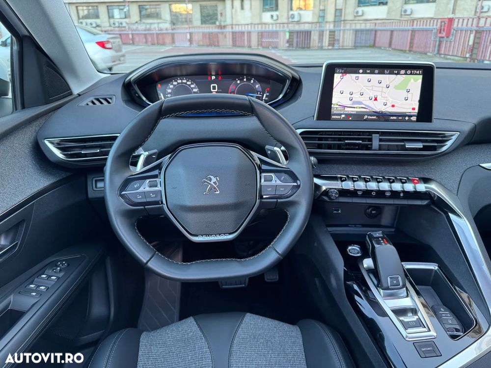 Peugeot 3008 1.2 PureTech 130 EAT8 Allure Pack - 21