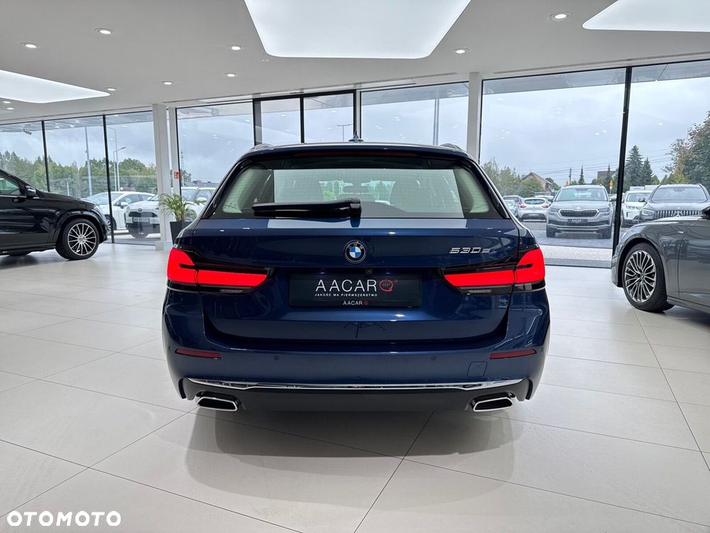 BMW Seria 5 530e Luxury Line - 4