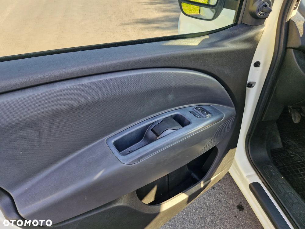 Fiat DOBLO - 10