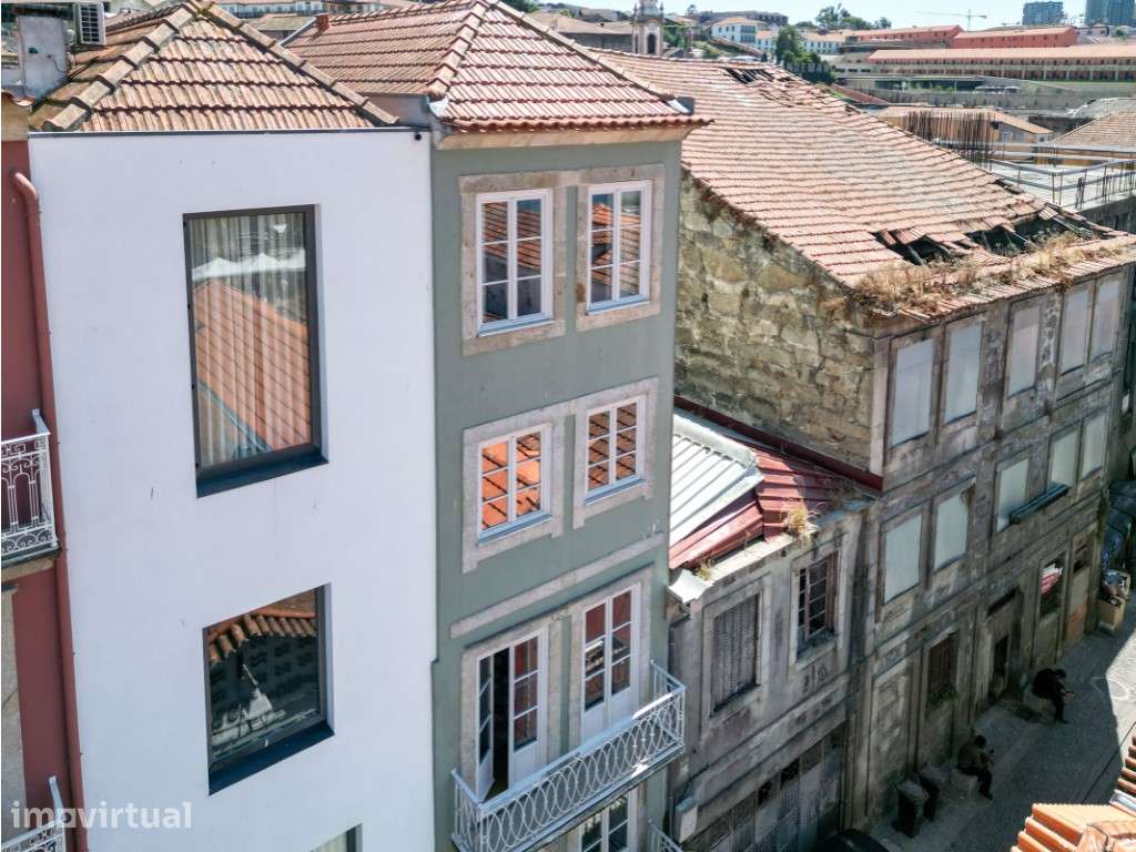 Vende-se Apartamento T1 no Cais de Gaia - Mobilado, Equipado - Grande imagem: 5/12