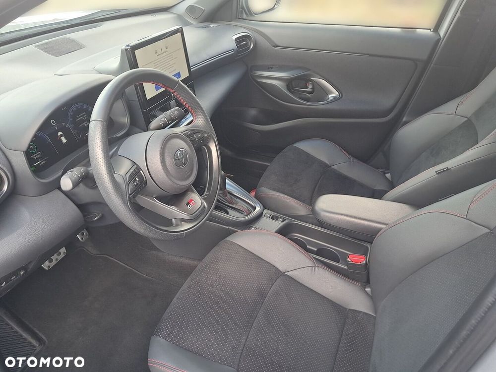 Toyota Yaris Cross Hybrid 1.5 GR Sport - 8