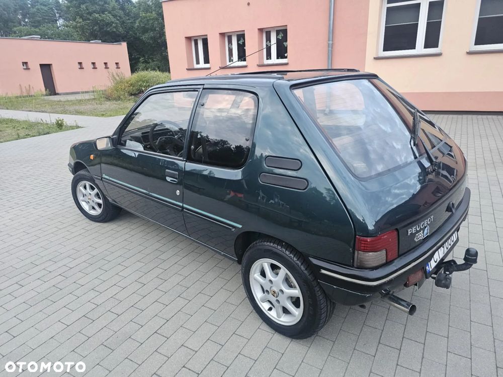 Peugeot 205 1.1 Look - 2