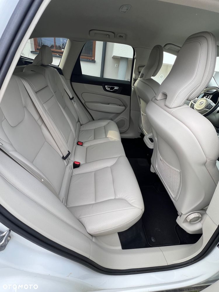 Volvo XC 60 D5 SCR AWD Inscription - 5